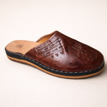 Brown Moroccan Babouche Slippers – Handmade Leather Berber Footwear (Unisex)