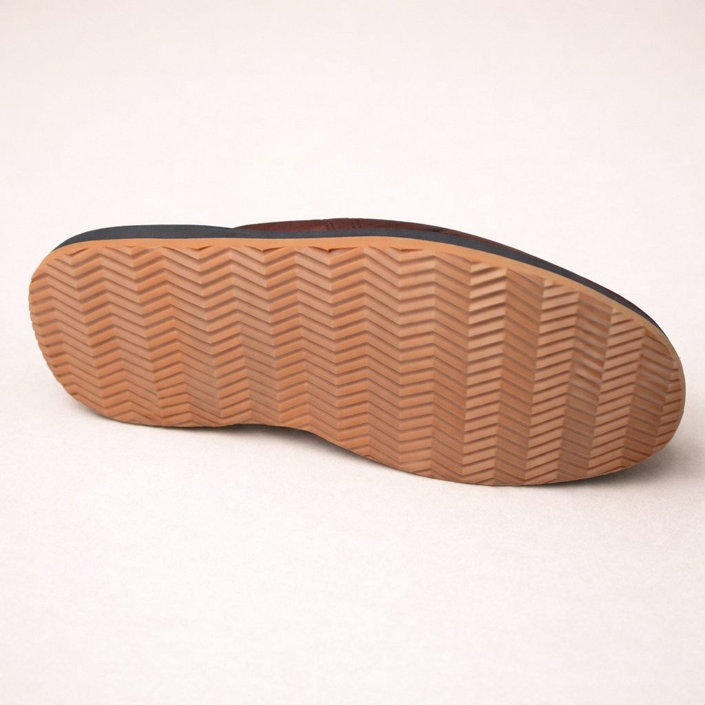 Brown Moroccan Babouche Slippers – Handmade Leather Berber Footwear (Unisex)