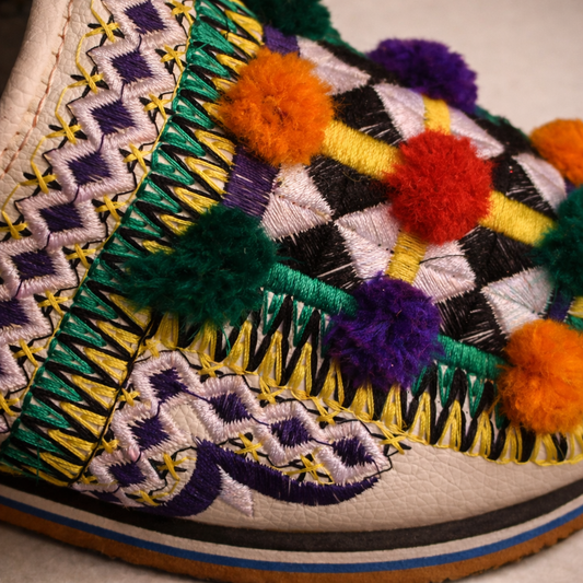 Moroccan Berber Babouche Slippers – Handmade Embroidered Leather Shoes for Women