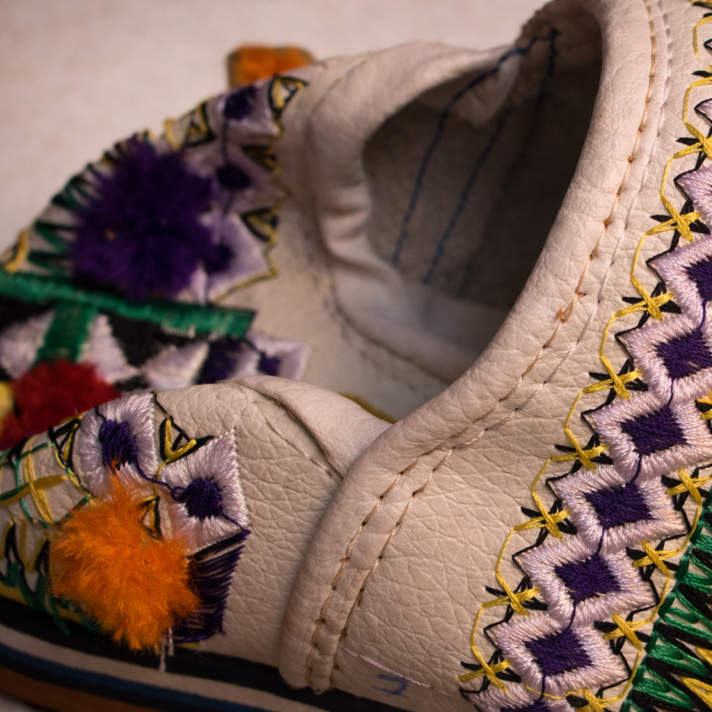 Moroccan Berber Babouche Slippers – Handmade Embroidered Leather Shoes for Women